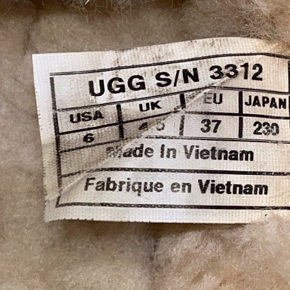 UGG Ansley - Picture 8 of 9
